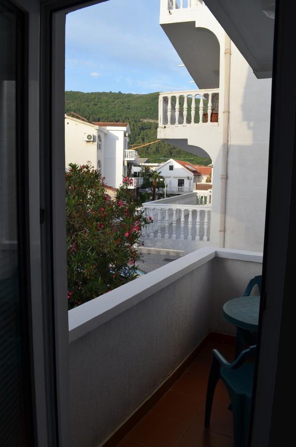 Amarillo Apartments Budva Exterior photo