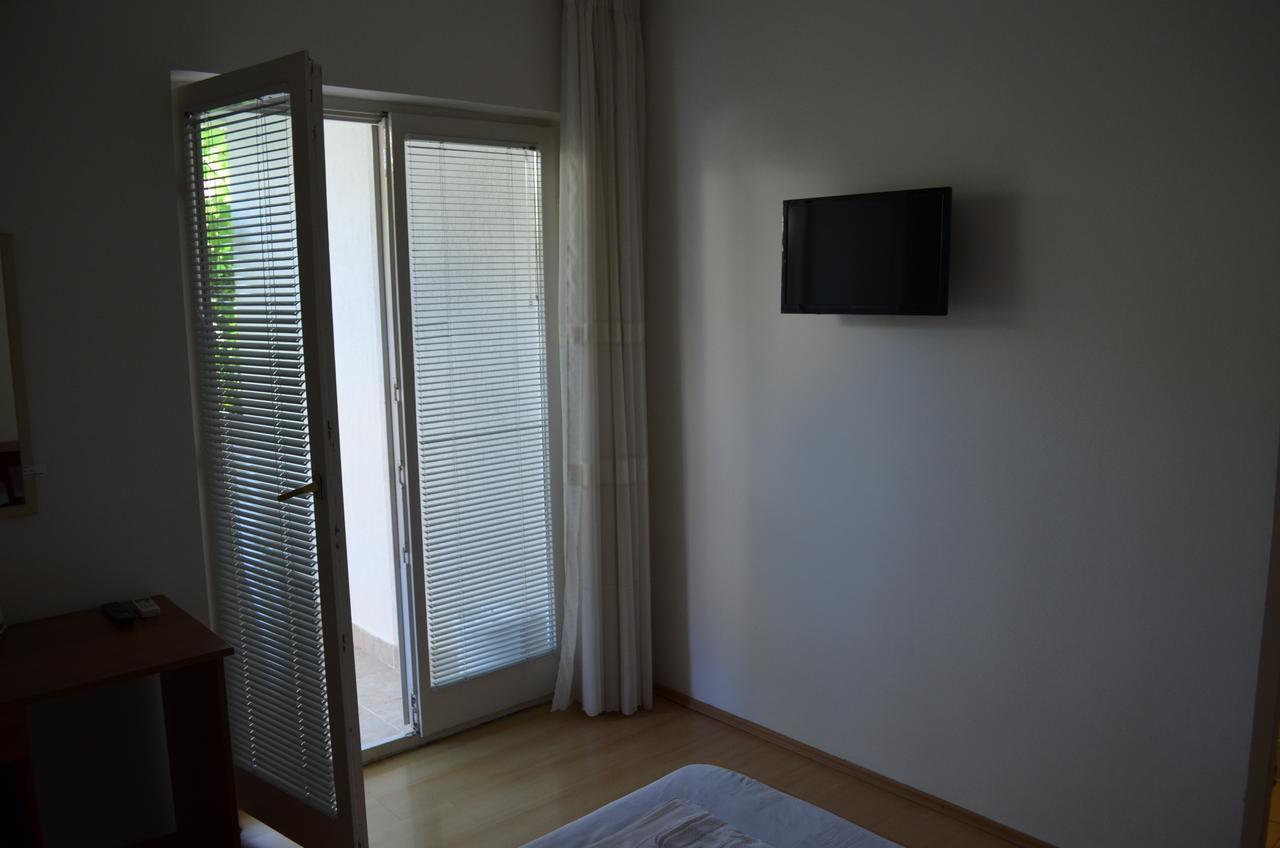 Amarillo Apartments Budva Exterior photo