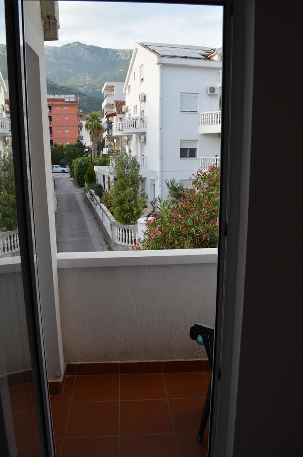 Amarillo Apartments Budva Exterior photo