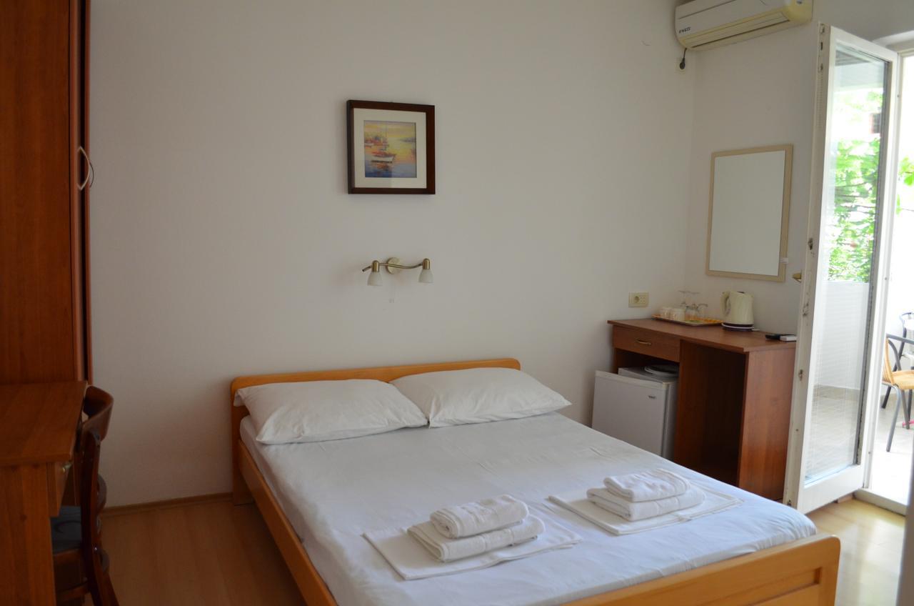 Amarillo Apartments Budva Exterior photo